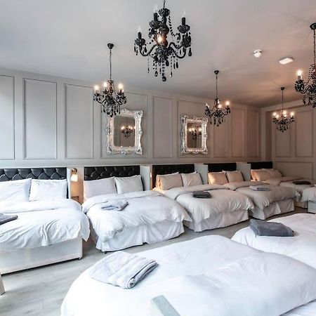 The V.I.P Suite - Sleeps 24! Best For Large Groups Liverpool Extérieur photo