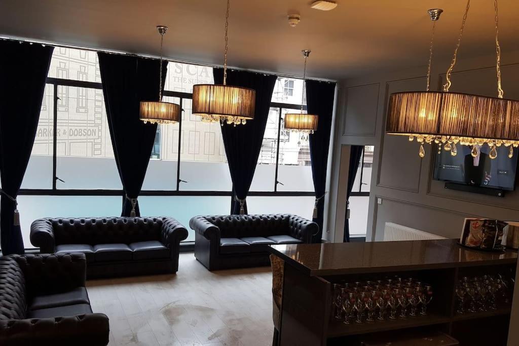 The V.I.P Suite - Sleeps 24! Best For Large Groups Liverpool Extérieur photo