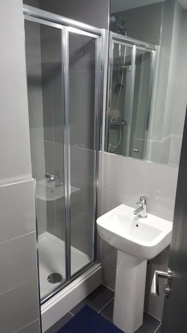 The V.I.P Suite - Sleeps 24! Best For Large Groups Liverpool Extérieur photo