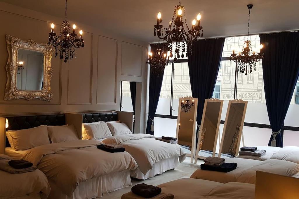 The V.I.P Suite - Sleeps 24! Best For Large Groups Liverpool Extérieur photo